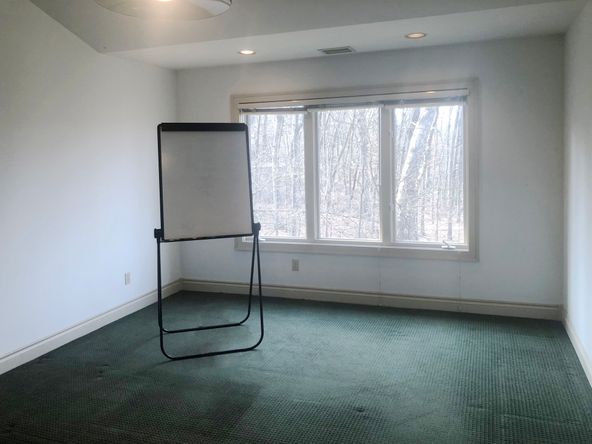 Woodbridge Hills Office Park: 7950 Moorsbridge Rd, Portage, MI 49024